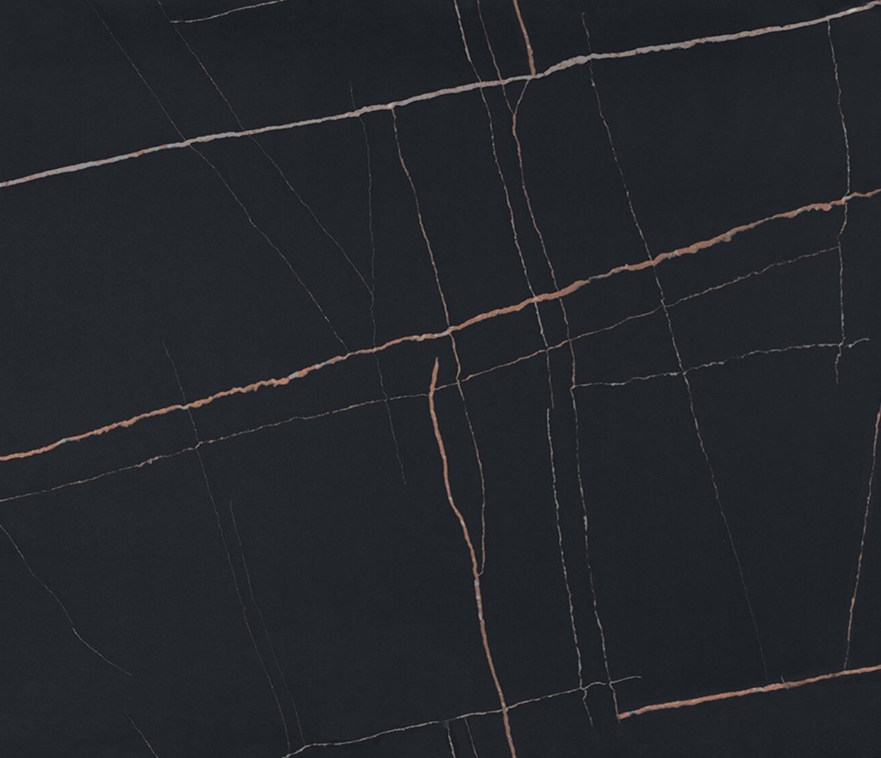 Avant Quartz 7700 Calacatta Marseille: dark surface with thin gold veins