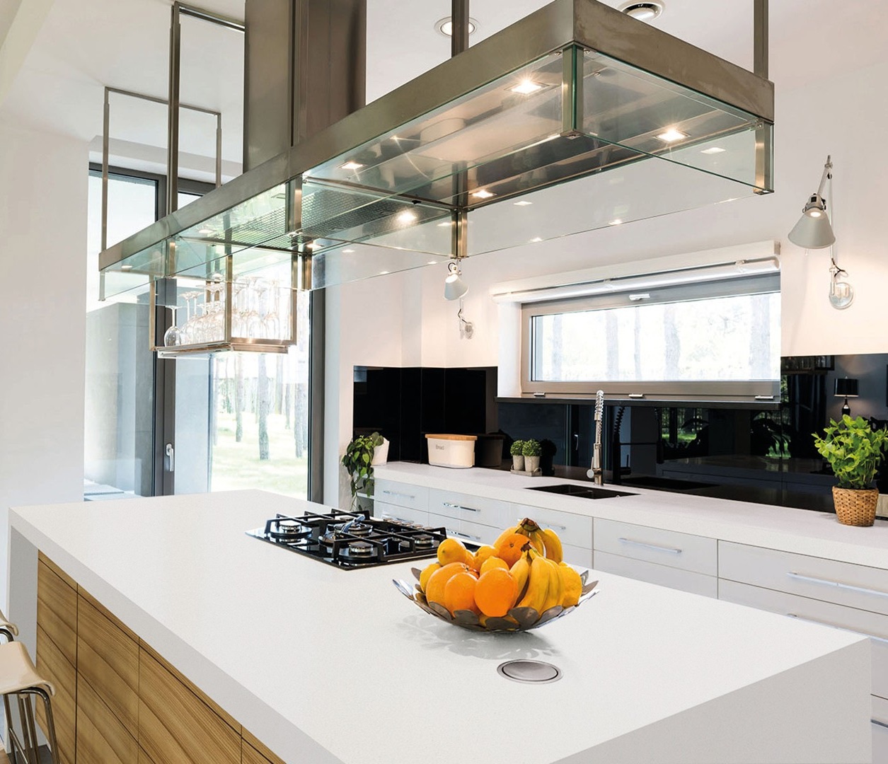 Avant Quartz 1012 Amiens countertop in a modern kitchen with fruit bowl